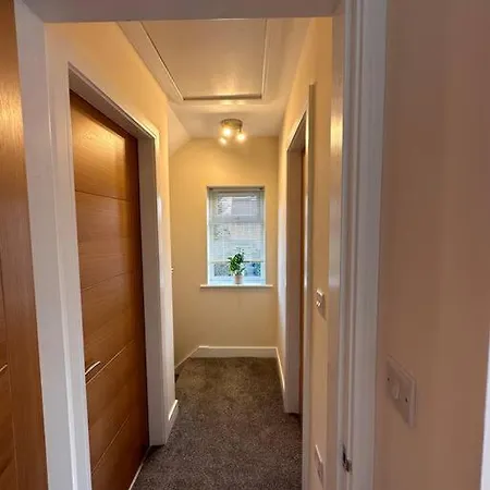 New Build House - 2 Bedroom بيت للعطل يورك