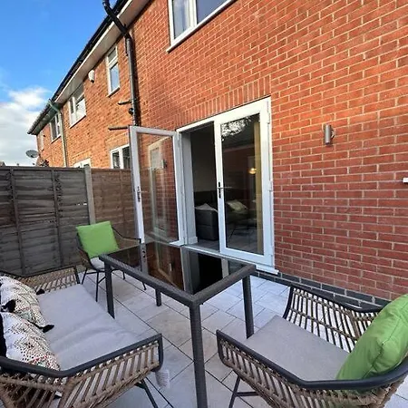 بيت للعطل New Build House - 2 Bedroom